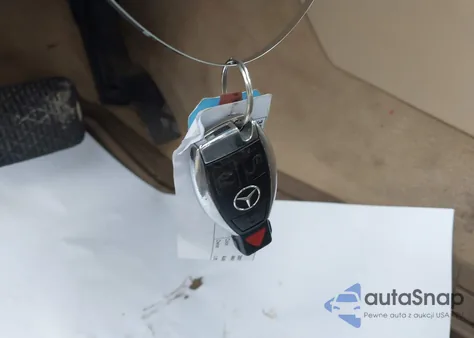 2007 Mercedes-Benz R 350 4Matic из США, поврежденный, VIN 4JGCB65E77A049100